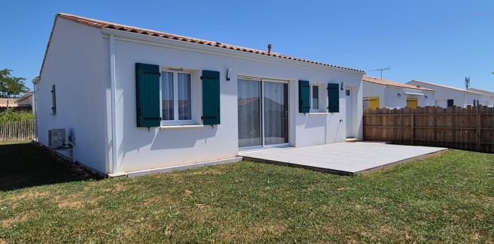 Image 1 sur 16 - Maison/villa  ·  Location · Le Gua (17600) · 3 pièces · 66m²