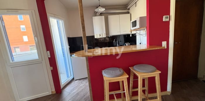 Image 3 sur 9 - Appartement  ·  Location · Clermont Ferrand (63100) · 1 pièce · 22m²