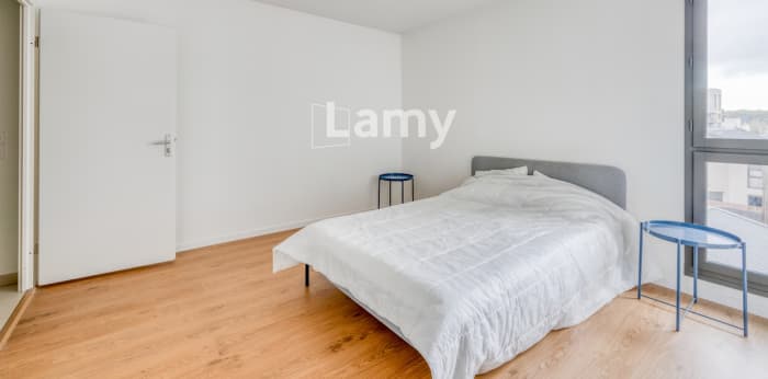 Image 8 sur 21 - Appartement  ·  Location · Bordeaux (33300) · 4 pièces · 90m²