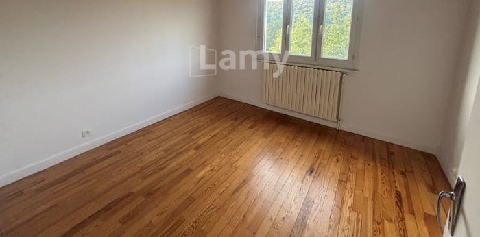 Image 18 sur 30 - Maison/villa  ·  Location · Marchaux Chaudefontaine (25640) · 3 pièces · 97m²