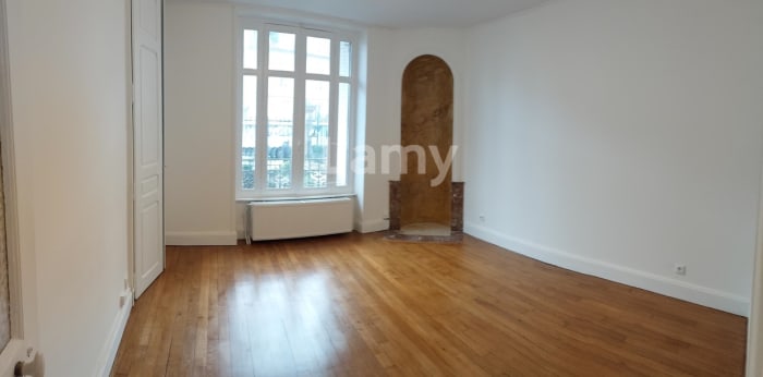 Image 1 sur 10 - Appartement  ·  Location · Nancy (54000) · 3 pièces · 59m²