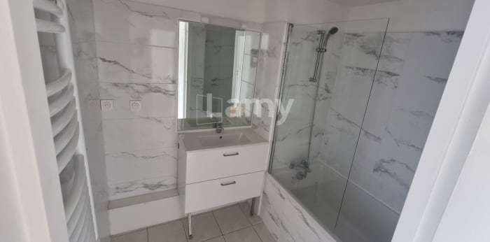 Image 5 sur 7 - Appartement  ·  Location · Vannes (56000) · 3 pièces · 68m²