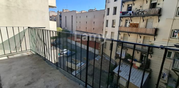Image 4 sur 14 - Appartement  ·  Location · Marseille (13004) · 4 pièces · 91m²