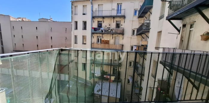 Image 3 sur 14 - Appartement  ·  Location · Marseille (13004) · 4 pièces · 91m²