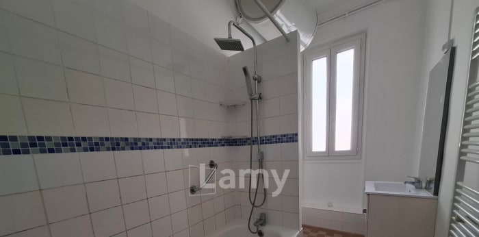 Image 14 sur 14 - Appartement  ·  Location · Marseille (13004) · 4 pièces · 91m²