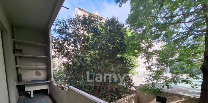 Image 1 sur 11 - Appartement  ·  Location · Marseille (13004) · 3 pièces · 70m²