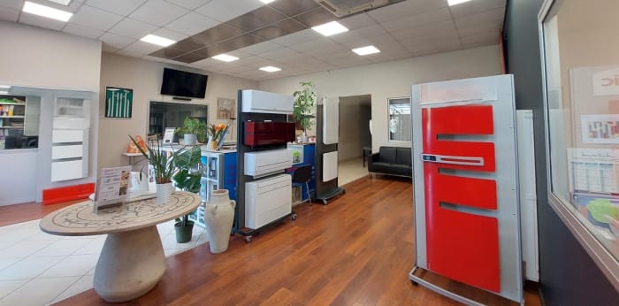 Image 5 sur 20 - Local  ·  Location · Grenoble (38100) · 406m²