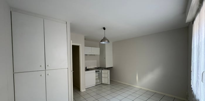 Image 3 sur 6 - Appartement  ·  Location · Reims (51100) · 1 pièce · 21m²