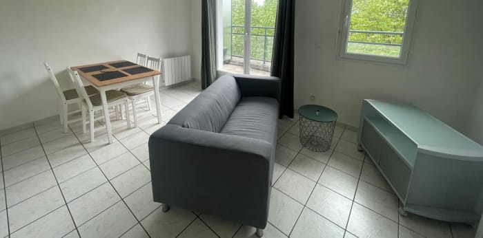 Image 5 sur 8 - Appartement  ·  Location · Elbeuf (76500) · 2 pièces · 36m²