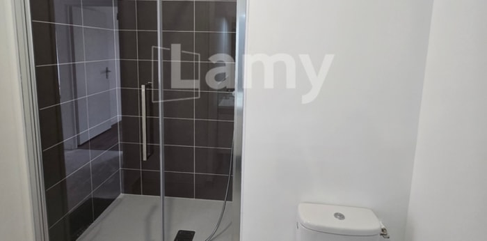 Image 6 sur 7 - Appartement  ·  Location · Fleury Sur Orne (14123) · 2 pièces · 42m²