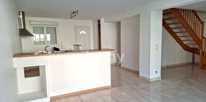 Image 2 sur 11 - Maison/villa  ·  Location · Couternon (21560) · 4 pièces · 98m²