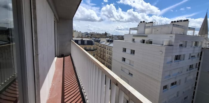 Image 1 sur 10 - Appartement  ·  Location · Paris 15 (75015) · 3 pièces · 74m²