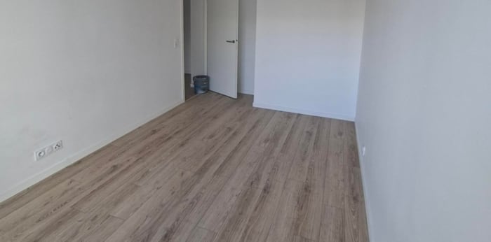 Image 2 sur 6 - Appartement  ·  Location · Bordeaux (33800) · 3 pièces · 64m²