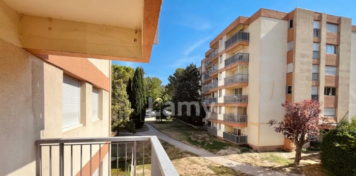 Image 2 sur 15 - Appartement  ·  Location · Aix En Provence (13100) · 1 pièce · 30m²