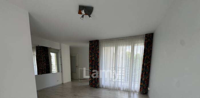 Image 3 sur 7 - Appartement  ·  Location · Lille (59800) · 2 pièces · 47m²
