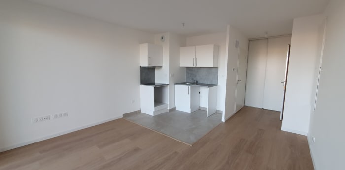 Image 3 sur 6 - Appartement  ·  Location · St Cyr Sur Loire (37540) · 2 pièces · 43m²