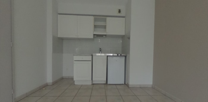Image 3 sur 5 - Appartement  ·  Location · Grenoble (38100) · 2 pièces · 34m²