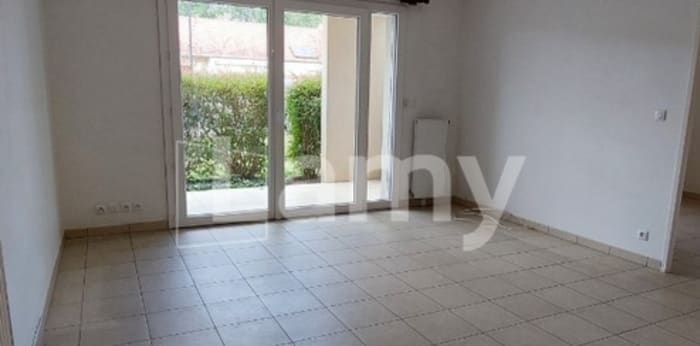 Image 2 sur 18 - Appartement  ·  Location · Pringy (77310) · 2 pièces · 44m²