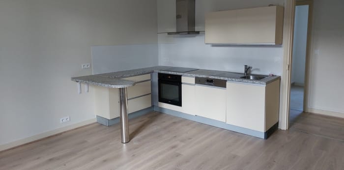 Image 2 sur 8 - Appartement  ·  Location · Lamorlaye (60260) · 3 pièces · 70m²
