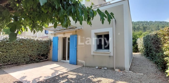 Image 2 sur 16 - Maison/villa  ·  Location · Anduze (30140) · 4 pièces · 61m²