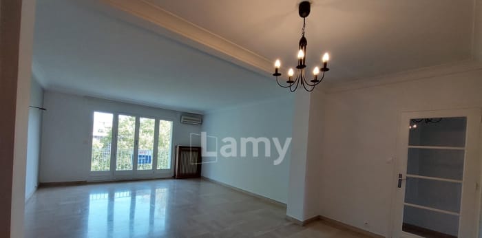 Image 6 sur 19 - Appartement  ·  Location · Grenoble (38000) · 3 pièces · 96m²