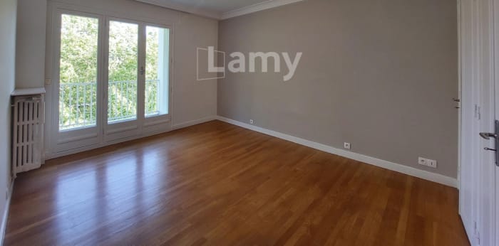 Image 7 sur 19 - Appartement  ·  Location · Grenoble (38000) · 3 pièces · 96m²