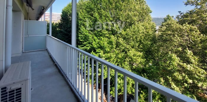 Image 1 sur 19 - Appartement  ·  Location · Grenoble (38000) · 3 pièces · 96m²