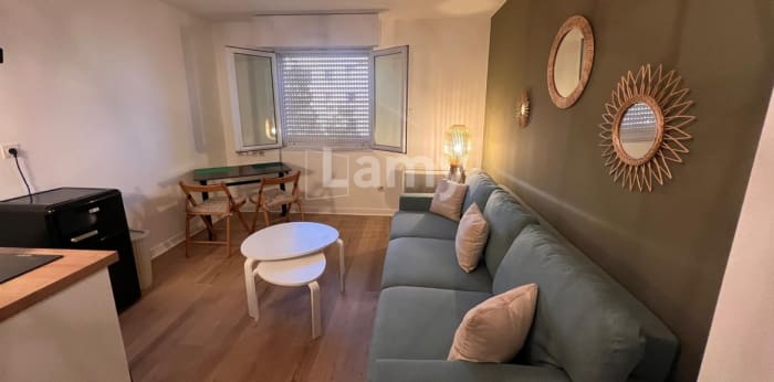 Image 1 sur 5 - Appartement  ·  Location · Nantes (44000) · 1 pièce · 18m²