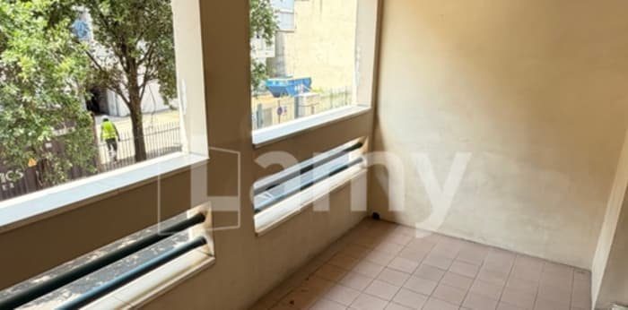 Image 3 sur 10 - Appartement  ·  Location · Villeurbanne (69100) · 3 pièces · 74m²