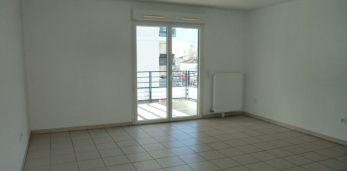 Image 8 sur 8 - Appartement  ·  Location · Marseille (13010) · 1 pièce · 35m²
