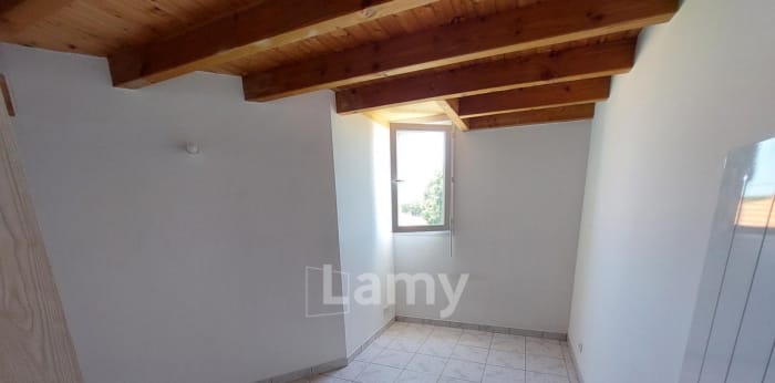 Image 10 sur 16 - Maison/villa  ·  Location · Aizenay (85190) · 3 pièces · 82m²