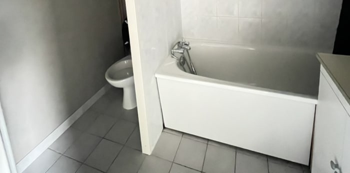 Image 8 sur 9 - Appartement  ·  Location · Dijon (21000) · 1 pièce · 28m²