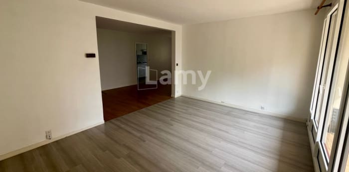 Image 3 sur 8 - Appartement  ·  Location · Montigny Le Bretonneux (78180) · 3 pièces · 75m²