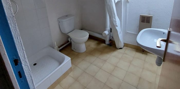 Image 2 sur 3 - Appartement  ·  Location · Auvers Sur Oise (95430) · 1 pièce · 11m²