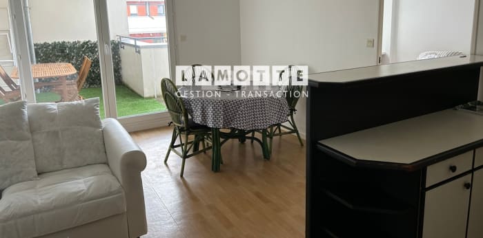 Image 2 sur 5 - Appartement  ·  Location · Bruz (35170) · 2 pièces · 40m²