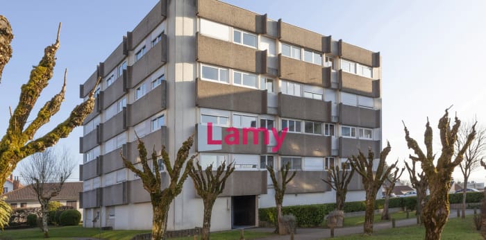Image 1 sur 11 - Appartement  ·  Location · Besancon (25000) · 3 pièces · 74m²