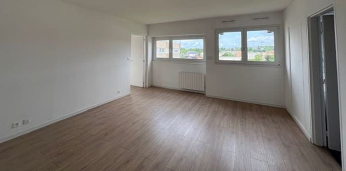 Image 5 sur 11 - Appartement  ·  Location · Besancon (25000) · 3 pièces · 74m²