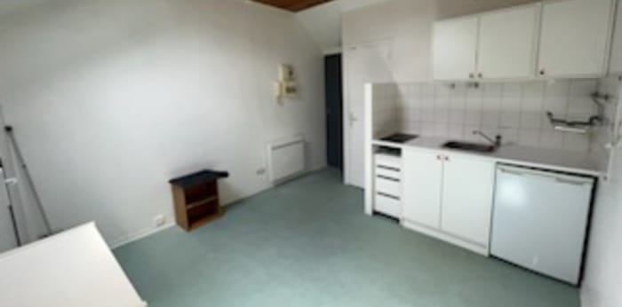 Image 1 sur 5 - Appartement  ·  Location · Reims (51100) · 1 pièce · 16m²