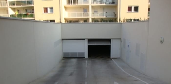 Image 2 sur 2 - Parking/box  ·  Location · Reims (51100) · 5m²