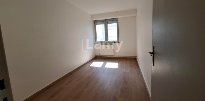 Image 4 sur 7 - Appartement  ·  Location · Lille (59000) · 2 pièces · 40m²