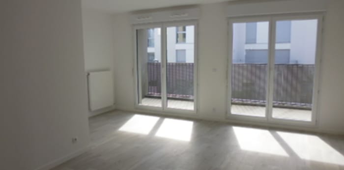 Image 2 sur 7 - Appartement  ·  Location · Evry Courcouronnes (91000) · 3 pièces · 55m²