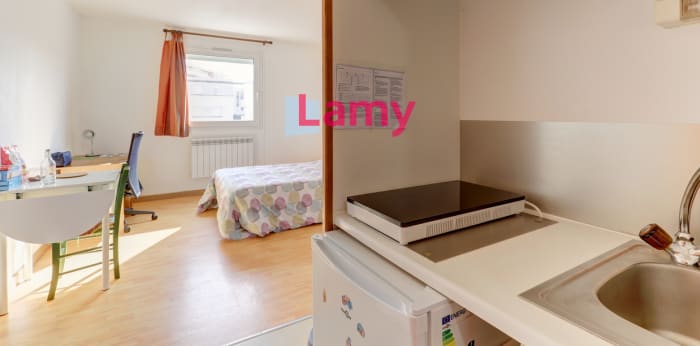 Image 2 sur 7 - Appartement  ·  Location · Clermont Ferrand (63000) · 1 pièce · 19m²