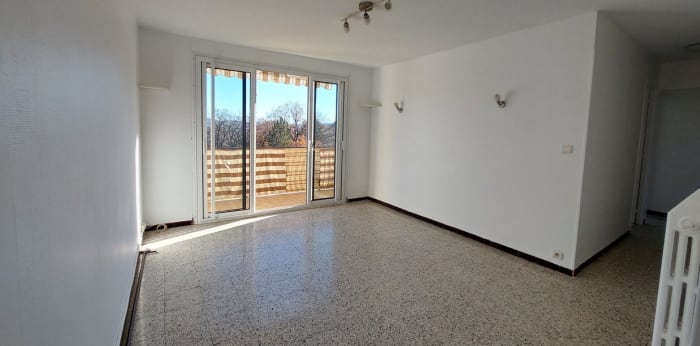 Image 2 sur 18 - Appartement  ·  Location · Sisteron (04200) · 65m²
