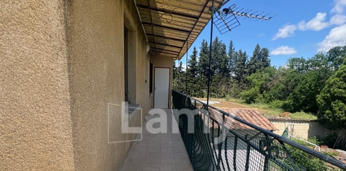 Image 2 sur 11 - Appartement  ·  Location · Sarrians (84260) · 3 pièces · 79m²