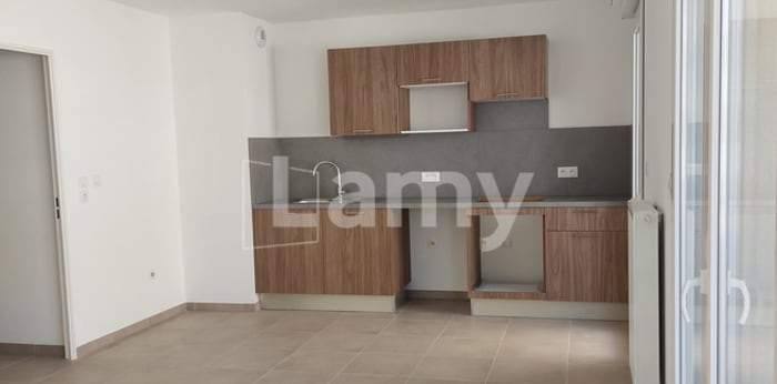 Image 2 sur 9 - Appartement  ·  Location · Avignon (84000) · 4 pièces · 80m²