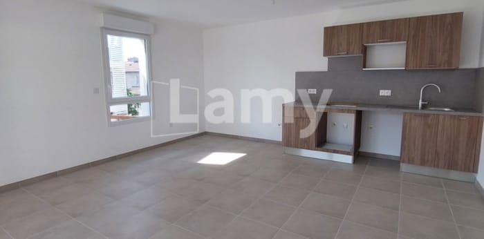 Image 3 sur 7 - Appartement  ·  Location · Avignon (84000) · 3 pièces · 67m²