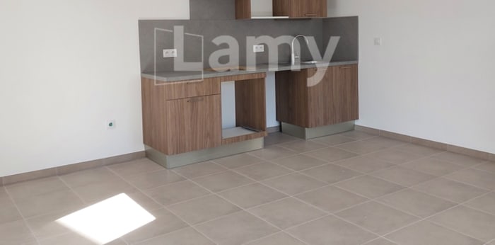 Image 2 sur 7 - Appartement  ·  Location · Avignon (84000) · 3 pièces · 67m²