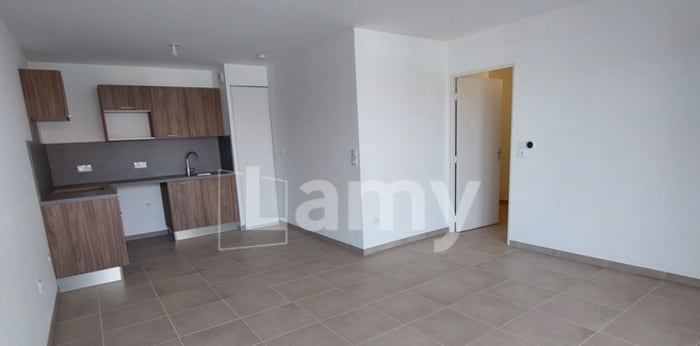 Image 2 sur 7 - Appartement  ·  Location · Avignon (84000) · 2 pièces · 58m²