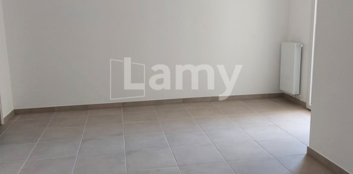 Image 5 sur 7 - Appartement  ·  Location · Avignon (84000) · 2 pièces · 58m²