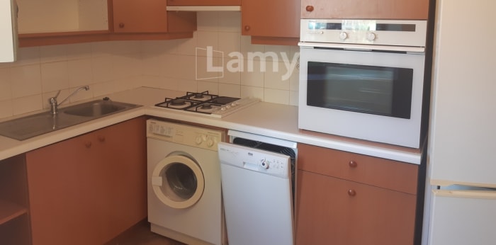 Image 5 sur 15 - Maison/villa  ·  Location · Orbeil (63500) · 4 pièces · 91m²